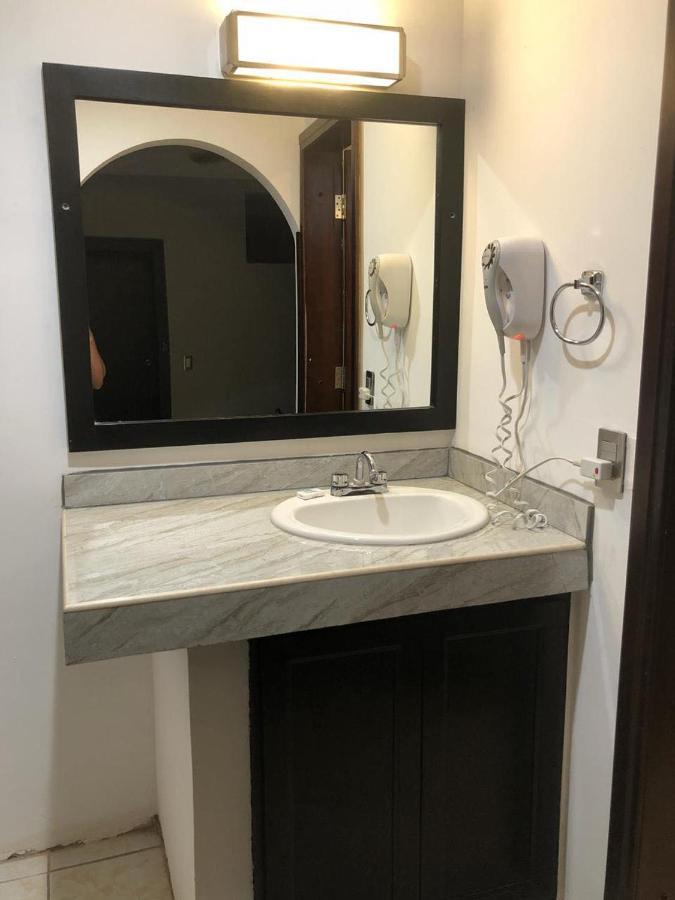 Hotel Vista Marina Puerto Peñasco Eksteriør billede